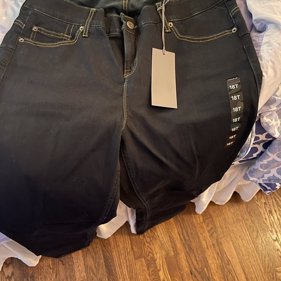 New with tags Torrid Premium BOMBSHELL SKINNY JEAN - PREMIUM STRETCH DARK WASH - Picture 6 of 8